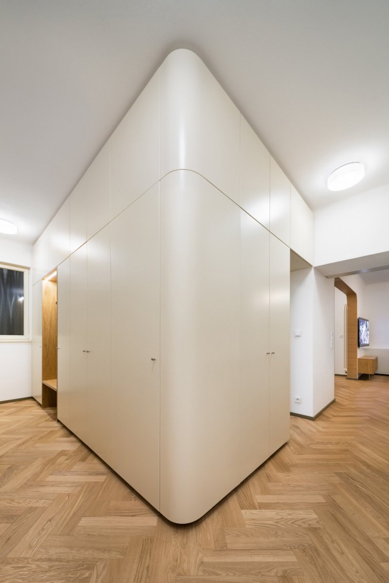 S Dejvickou noblesou, No Architects / Jakub Filip Novák, Daniela Baráčková, Barbora Jelínek