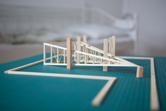 Zraková pyramida, model