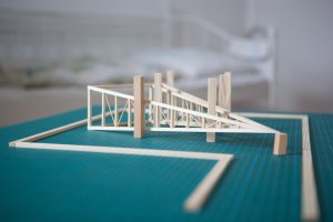 Zraková pyramida, model