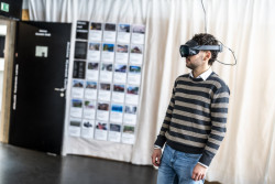 Na fakultě architektury ČVUT v Praze probíhá výstava ateliérových prací. Navštívit ji je možné do 7. února 2025.