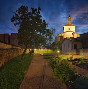 Na parkánu byla už v 19. století farní zahrada, dodnes se nedochovala, revitalizace ji sem ale vrátila.