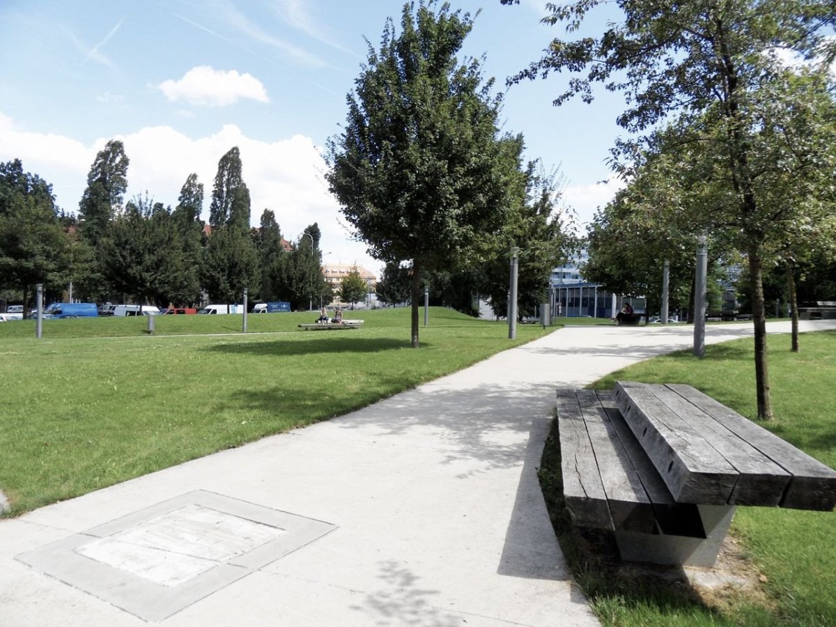 Park je vlastně zahradní architektura. / Park NTK, Projektil architekti – foto