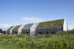 Les Pieds Vertes, j + e architekti / Benjamin Jardel, Nicolas Epaillard