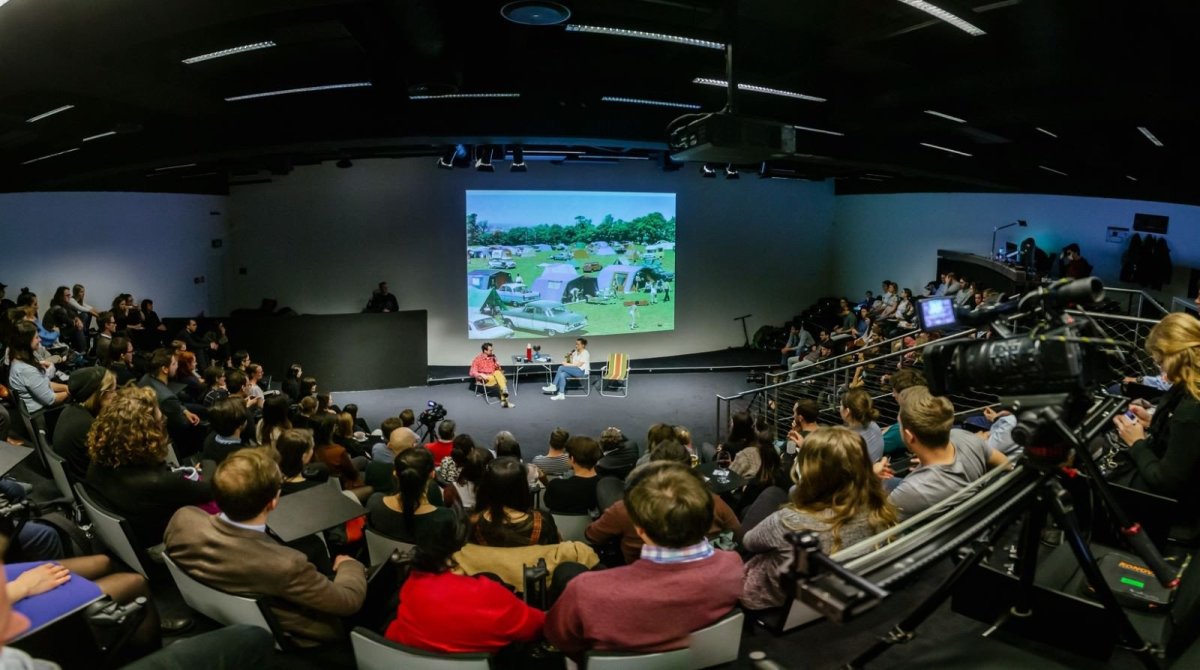Camping s Ondřejem Cihlářem, foto z uplynulých dílů talkshow.