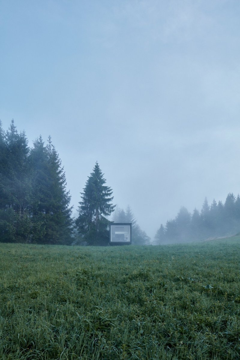 Ark-Shelter, Michiel De Backer, Martin Mikovčák