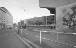 Edit!, rekonstrukce Seifertovy ulice, původní stav