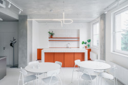 Kanceláře s motivem silnic od studia COSMO (Kanceláře Pudis; studio COSMO)