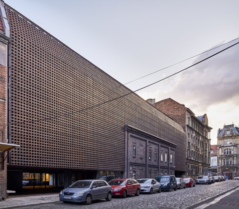 Fakulta rozhlasové a televizní tvorby Slezské univerzity v Katovicích, BAAS Arquitectura + Grupa 5 Architekci + Małeccy Biuro Projektowe © Jakub Certowicz