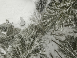 Útulna Kømen v Krkonoších – Dalibor Hlaváček, Martin Čeněk, Julie Kopecká, & tým studentů FA ČVUT