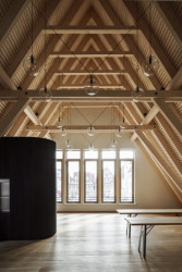 Budova restaurace Das Waldhorn v německém Kirchheim unter Teck, KO/OK Architektur a Studio Berardi