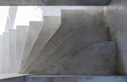 Rodinný dům s atriem, SENAA architekti / Václav Navrátil, Jan Sedláček