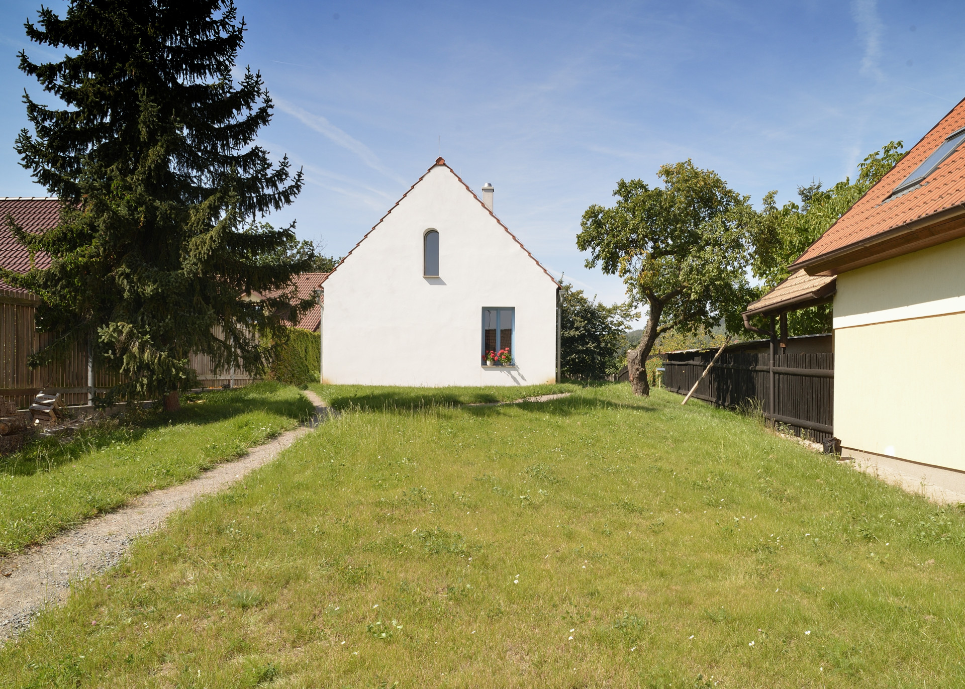 Rodinný dům v Mníšku pod Brdy od 3+1 architekti