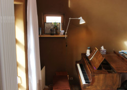 Omítky se výborně hodí např. do ložnic, dětských pokojů, hotelových pokojů a všude, kde se spí.