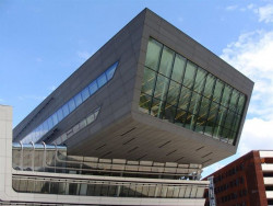 Zaha Hadid, Knihovna a vzdělávací centrum Wirstchaftsuniversität, Vídeň – foto