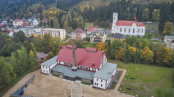 Huť Marie, Architektura s.r.o.: Nedávno však prošla konverzí, která jí – hlavně zvenčí – vrátila původní podobu