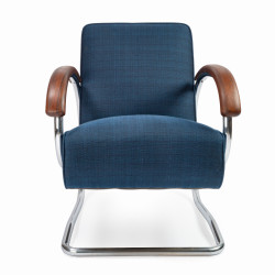 Od 8. 6. do 31. 8. 2023 bude Volmanova vila v Čelákovicích hostit výstavu českého designéry Jindřicha Halabaly