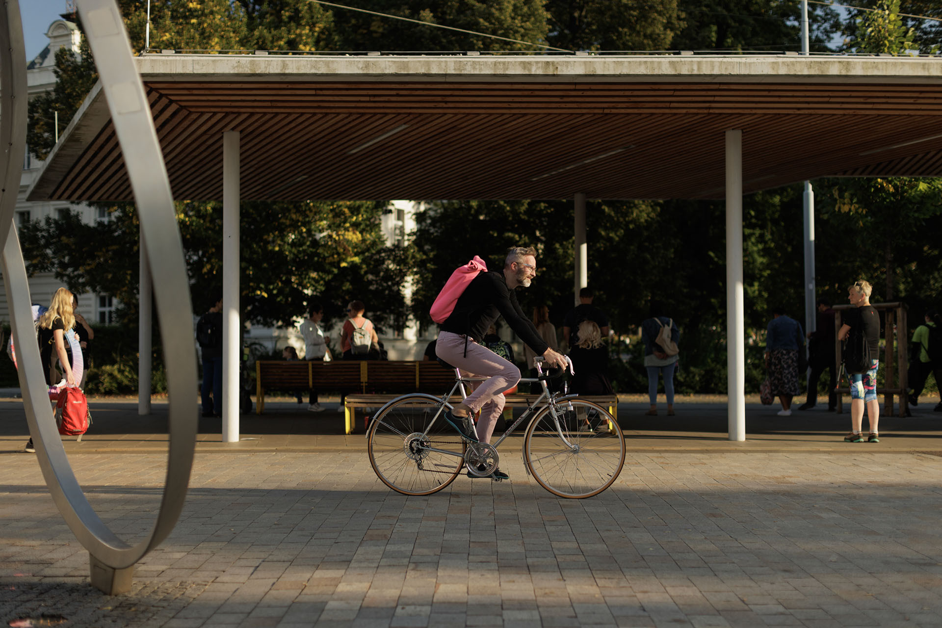 Designér Viktor Šašinka, který v mmcité působí už přes dvacet let.