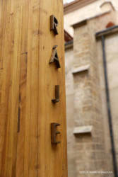 Rekonstrukce rajského dvora kláštera Emauzy od studia Terra Florida