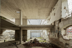 Studio T2.a Architects proměnilo cihlovou budovu mlýnů na okraji Budapešti na moderní loftové byty