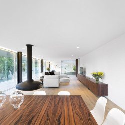 Sambade House, Spaceworkers