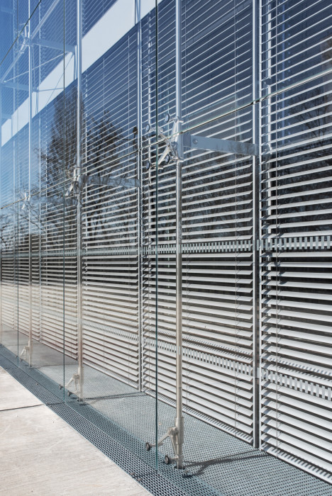 Přestavba menzy Koleje 17. listopadu na Fakultu humanitních studií UK v Praze od Kuba & Pilař architekti