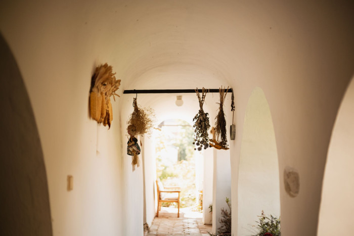 Hlinaři provádějí rekonstrukce historických budov, venkovských stavení i starších domů s důrazem na zachování původního charakteru