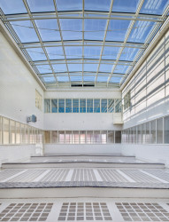 Budova Elektrických podniků v Praze-Holešovicích po rekonstrukci od studia TaK Architects