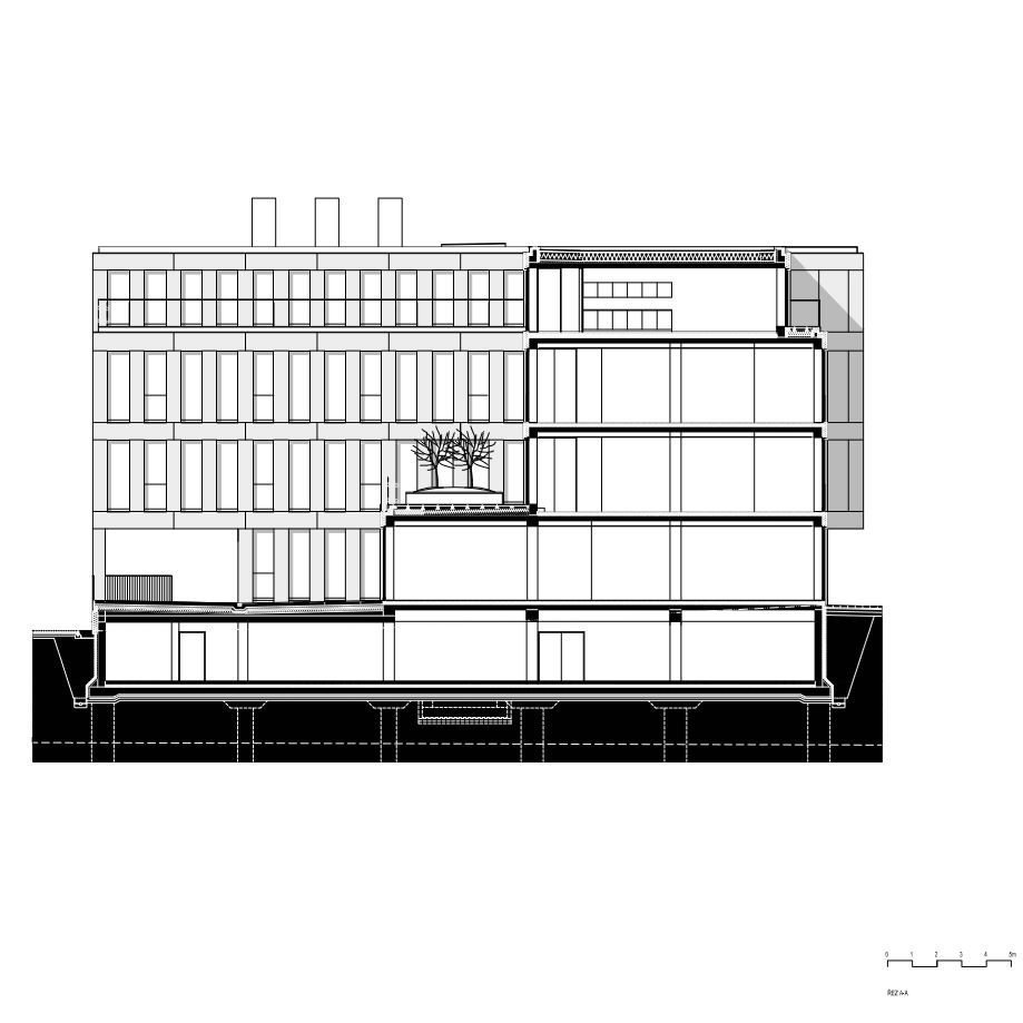 Polyfunkční dům Kvítková, řez, Chládek architekti