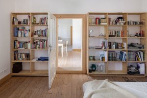 Nízkonákladová rekonstrukce dělnického domku v okresním městě Šaľa od ORA Architekti