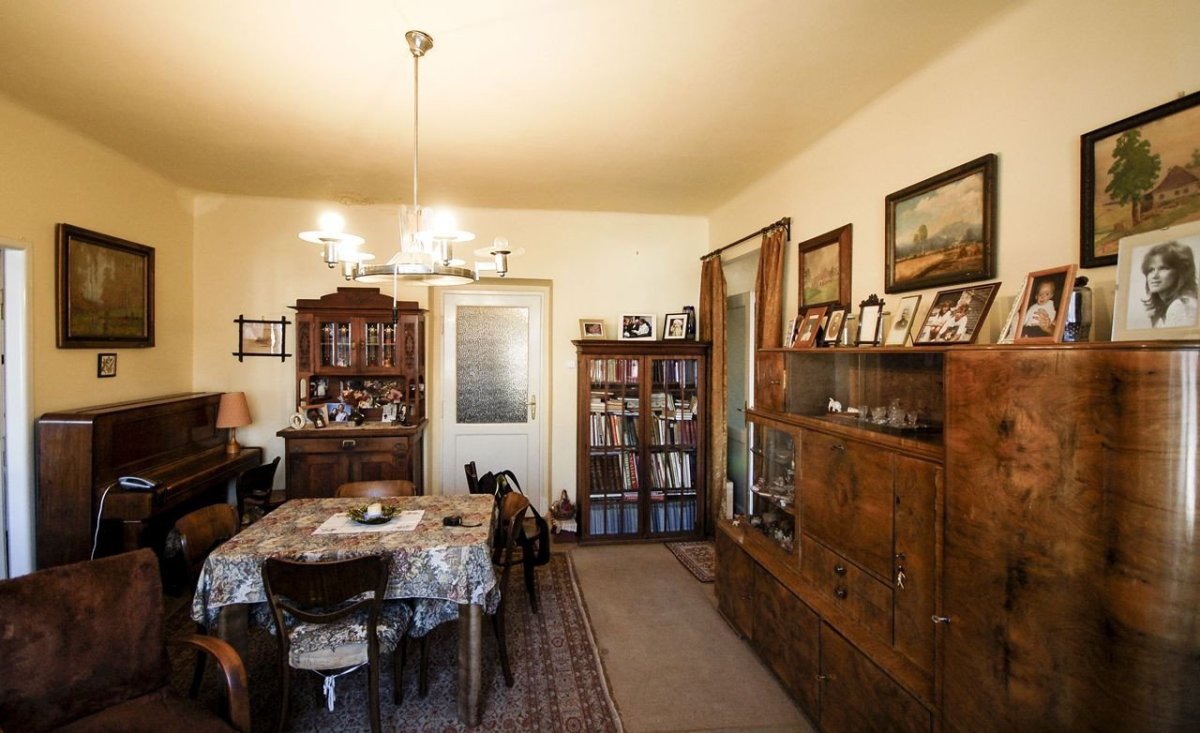 skutek architecture, Rekonstrukce bytu v Zemědělské ulici, původní stav – foto