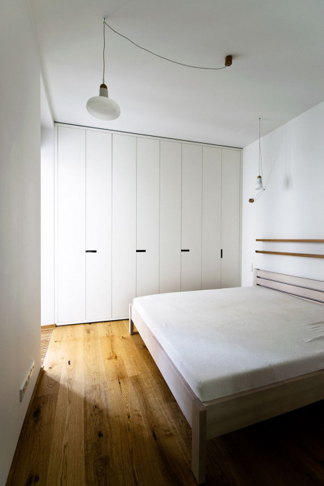 skutek architecture, Rekonstrukce bytu v centru Varšavy / Wilcza – foto