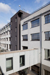 Caraa, Přestavba a dostavba továrního areálu AF BKK, s.r.o., foto