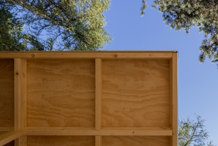 Útulňa pri Banskej Štiavnici, Ateliér HAUS / Miroslava Šestina, Tomáš Ružiak, Eva Šestina