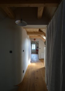 Rekonstrukce rodinného domu v Černošicích, 3+1 architekti