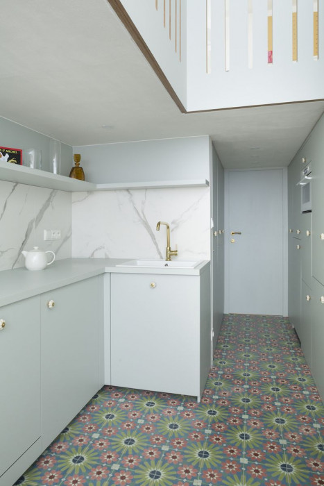 Rekonstrukce činžovního bytu s pavlačí, No Architects