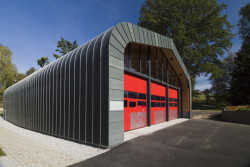 Hasičská zbrojnice Krásná Studánka, Vojtěch Šrut