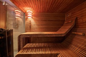 Sauna se nachází v podzemním podlaží. 