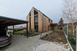 Rodinný dům od ATELIER KOSNAR v Řenči