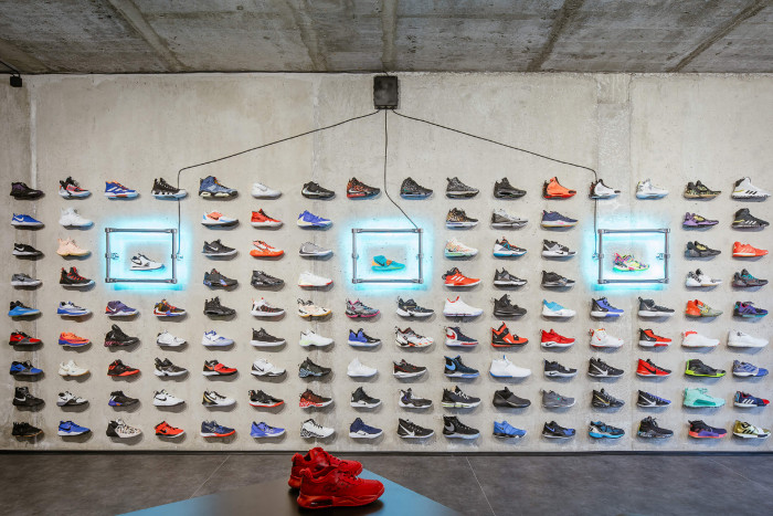 BasketSHOP, PANIKHORN / Adam Horn, Václav Páník	