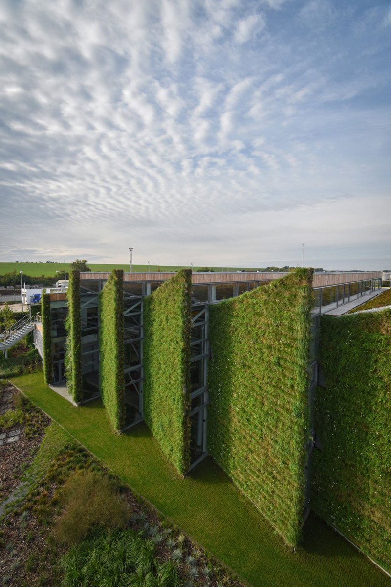 Svářečská hala Liko-Vo ve Slavkově u Brna, Fránek Architects, 2017-2019.