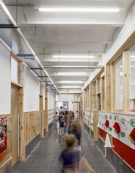 Škola v Barceloně od Harquitectes