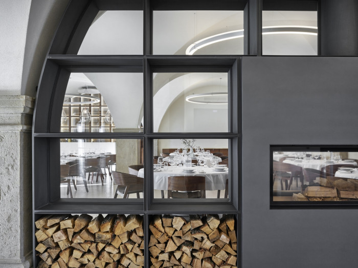 Transformace barokní sýpky ve Velkých Pavlovicích na hotel Lotrinský, EA architekti