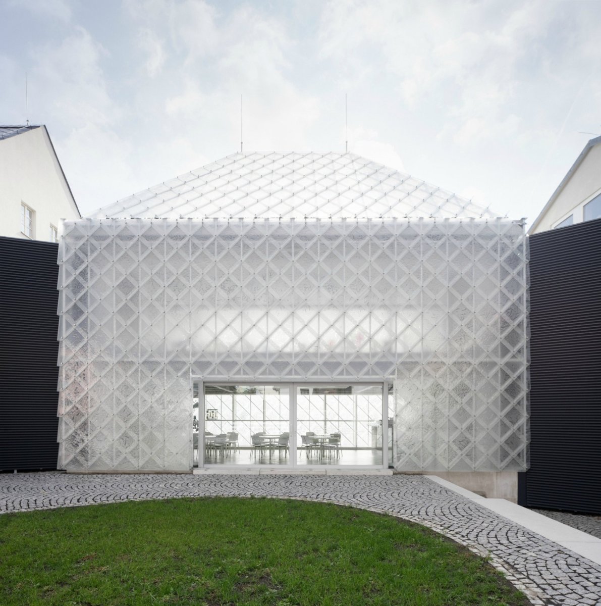 Sídlo firmy Lasvit, ov – a, ov architekti