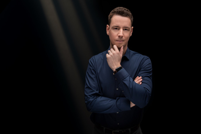 "Snížením množství plastů na jedno použití  dokážeme snížit uhlíkovou stopu přibližně o 13 %,“ říká Mgr. Zdeněk Okáč