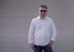 Architekt Kamil Mrva navrhl renovaci památkově chráněné kuželny v Plzni na centrum cyklistiky a kavárnu.