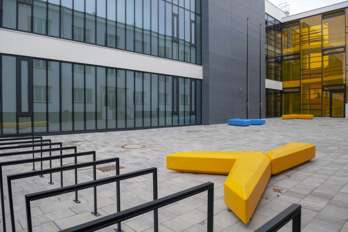 Přístavba ZŠ DR. E. Beneše, Med Pavlík architekti - foto