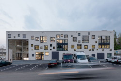 Compass Architekti, Administratívno skladový areál Sliačska – foto