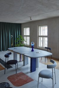 Ovenecká 33, studio OBJEKTOR: Architekti se rozhodli se tak rekonstrukci pojmout jako „živou scénografii proměnlivých a stálých kulis“