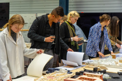 Vyhlášení studentské soutěže Ještě f kleci pořádané fakultou architektury a designu TUL v Liberci