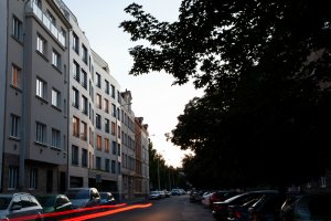 Bytový dům Sámova, Znamení čtyř - architekti